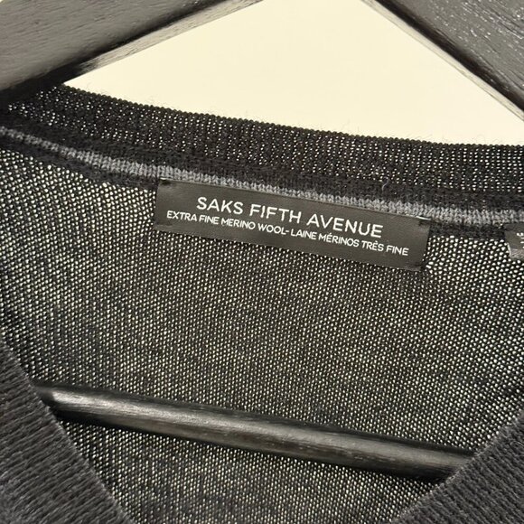SAKS FIFTH AVENUE MENS DARK GRAY SWEATER - Picture 5 of 7